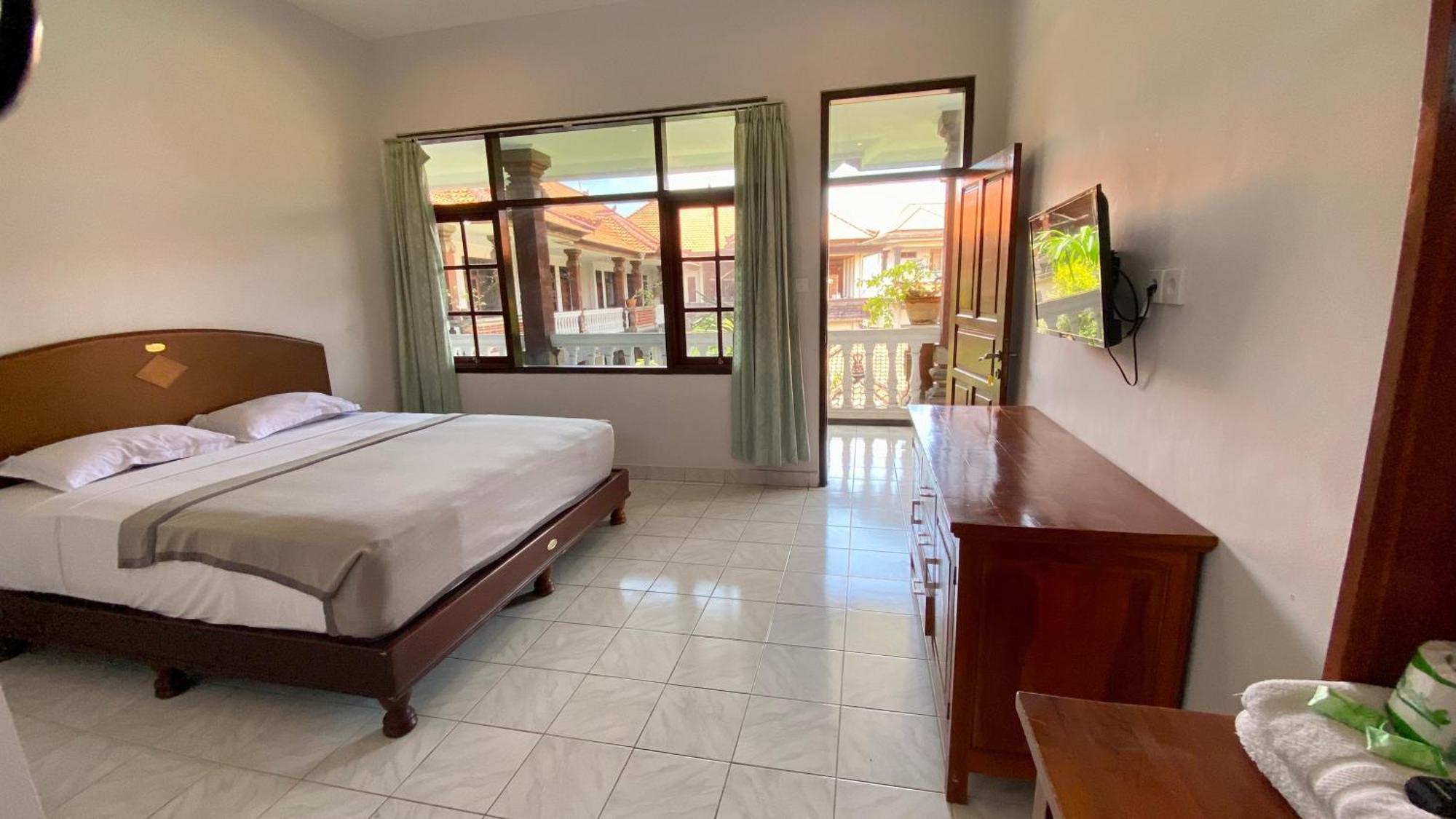 Simpang Inn Hotel Legian Buitenkant foto