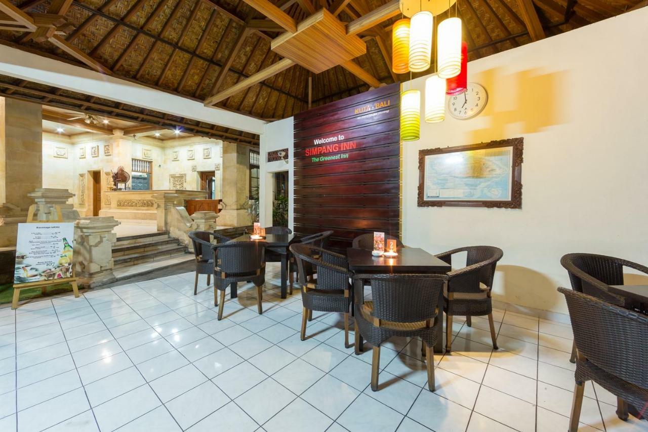 Simpang Inn Hotel Legian Buitenkant foto