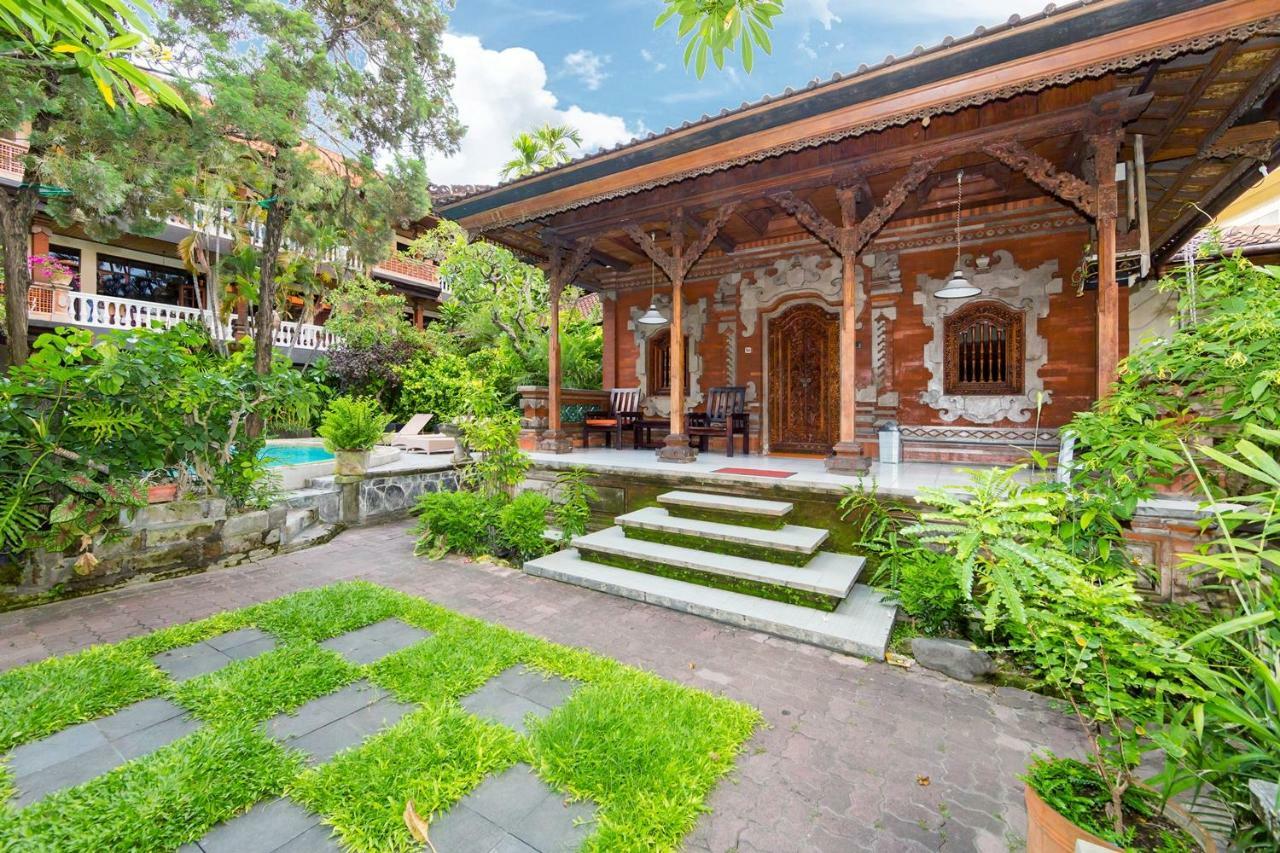 Simpang Inn Hotel Legian Buitenkant foto