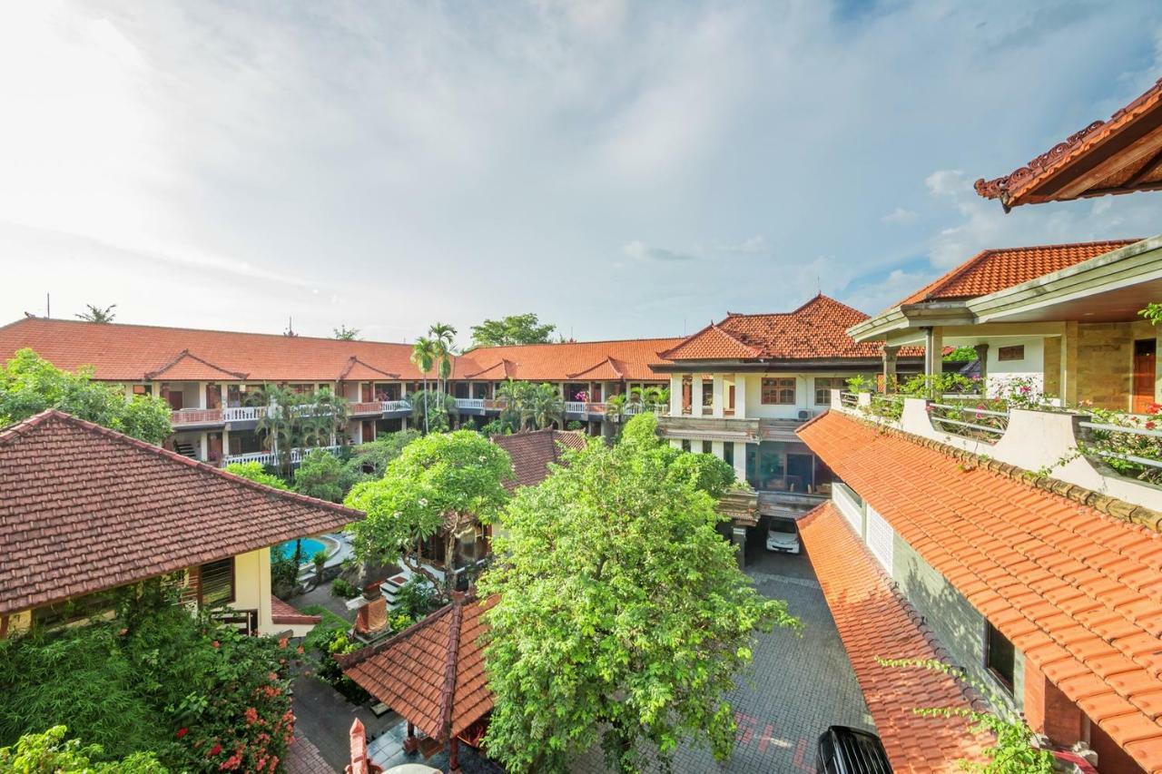 Simpang Inn Hotel Legian Buitenkant foto