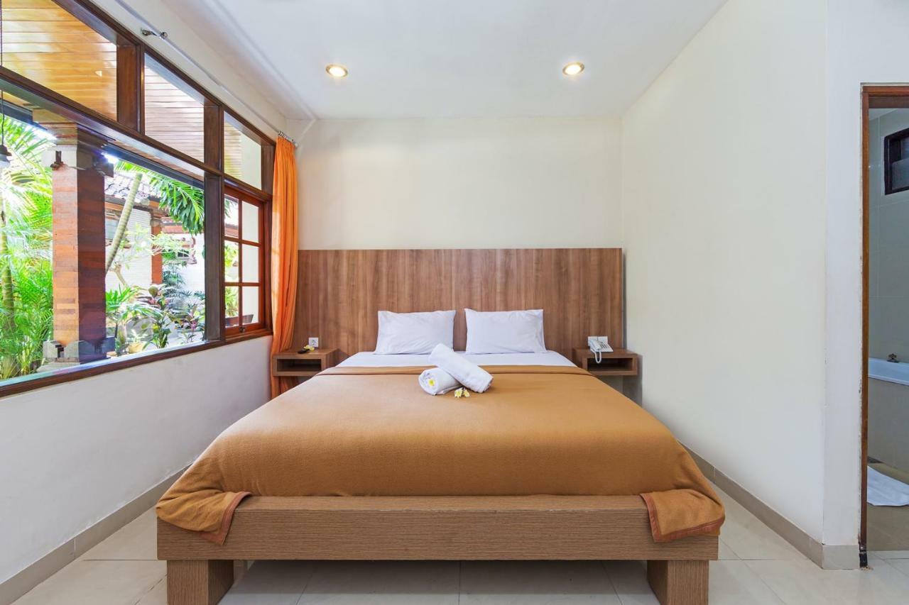 Simpang Inn Hotel Legian Buitenkant foto