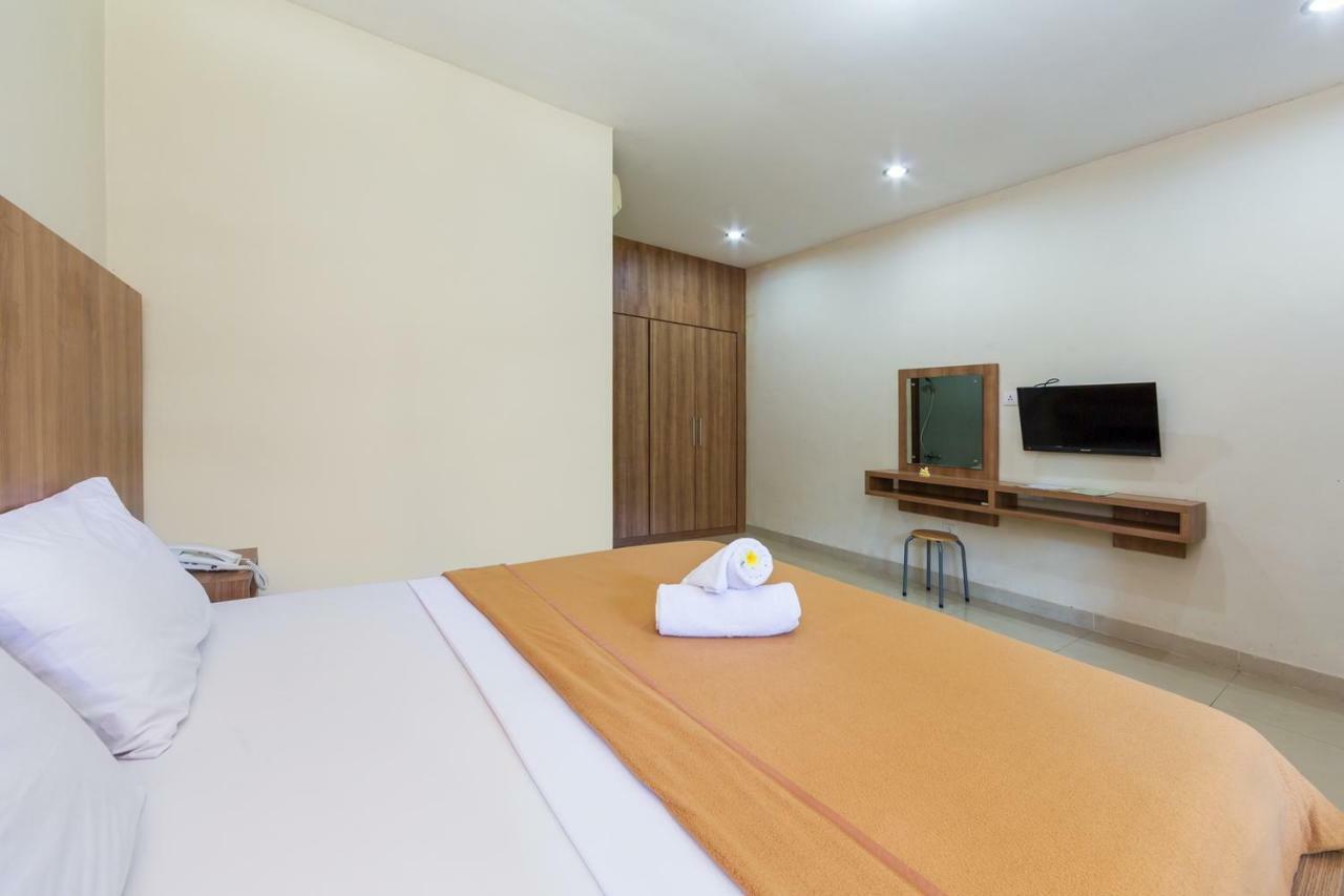 Simpang Inn Hotel Legian Buitenkant foto